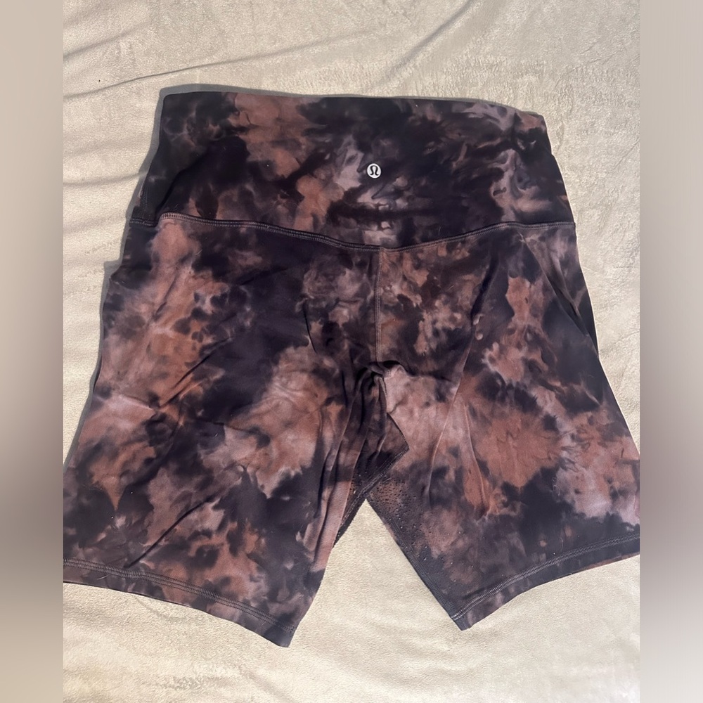 Lululemon 10 inch biker shorts size 12